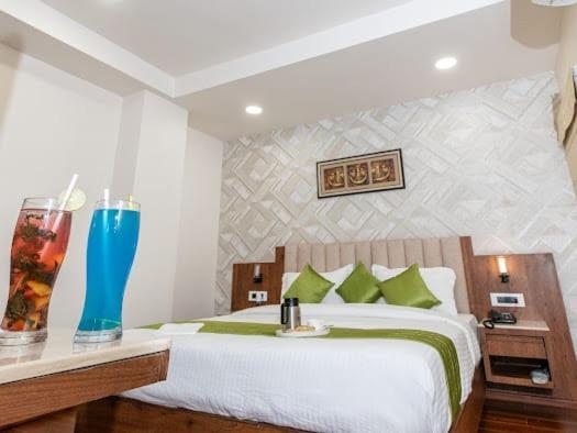 Hotel Emerald Inn Bhopal Exteriör bild