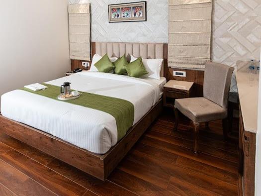 Hotel Emerald Inn Bhopal Exteriör bild